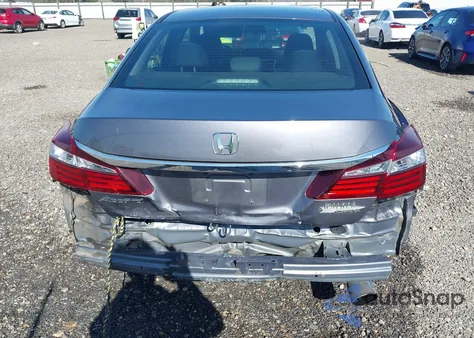2016 Honda Accord Lx z USA, uszkodzony, nr VIN 1HGCR2F31GA138247